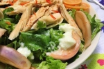 Làm Salad thịt gà đơn giản trong thực đơn ăn kiêng